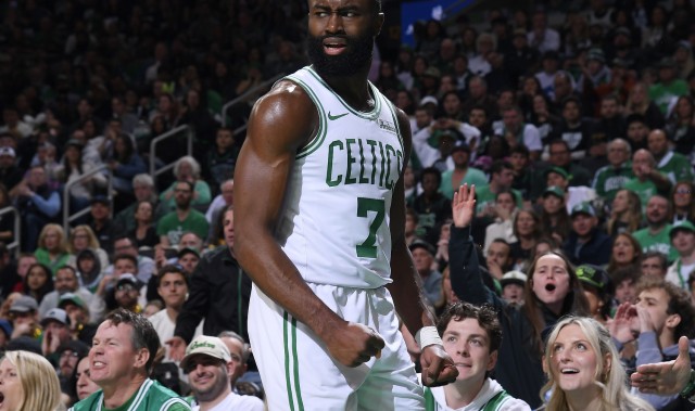 熊猫体育官方网站-杰伦-布朗：团队领袖各司其职，我以激励发声为己任