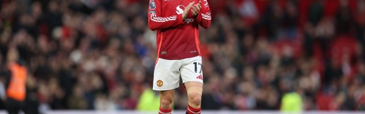 记者：加纳乔只想在新赛季穿上蓝军球衣，将继续等待切尔西