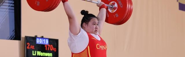 Panda Sports Event-举重世锦赛中国狂揽19金 展望巴黎大考仍难乐观