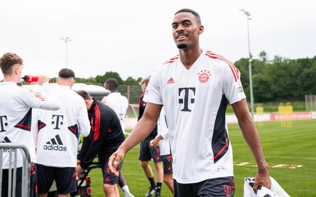 1657003870422017805.jpg 1657003870422017805.jpg